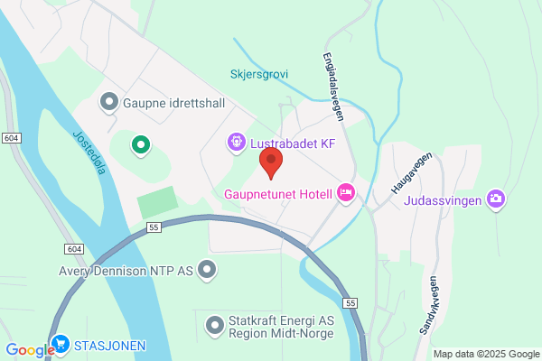 Pyramiden Senterkafe Ans
